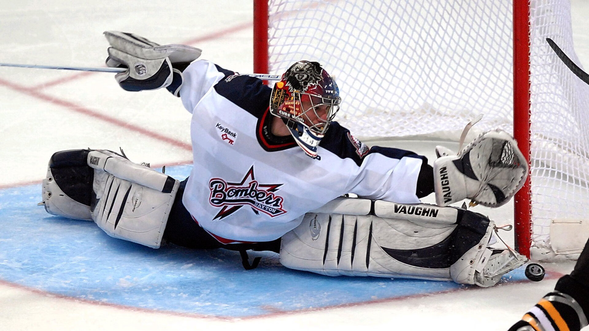 爵士主打双塔阵容构建内线优势，爵士最强阵容